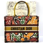 Фото Сумка Dior Book Tote M3943