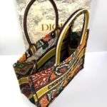 Фото Сумка Dior Book Tote M3943