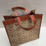 Фото Сумка Coach Field Tote M3965