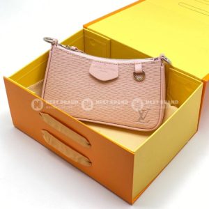 Фото Сумка Луи Виттон Easy Pouch G6174