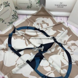 Платок Valentino G6546