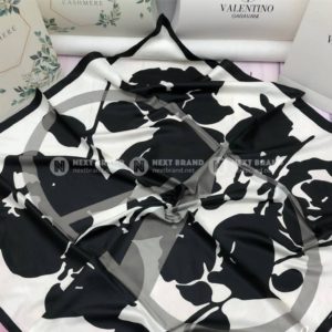 Платок Valentino G6548