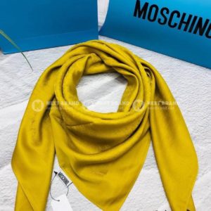 Фото Палантин Moschino M4161