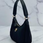 Фото Сумка Pinko Love Bag Half Moon G6694