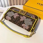 фото Сумка-клатч Fendi Baguette N9155