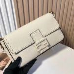 Фото Сумка-клатч Fendi Baguette G6913