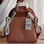 фото Рюкзак Michael Kors N10447