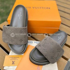 фото Шлепанцы Louis Vuitton N10636