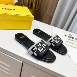 фото Шлепанцы Fendi N16035