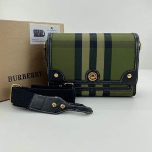 фото Сумка Burberry N14125