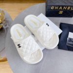 фото Шлепанцы Chanel N14850