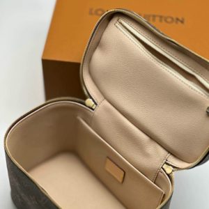 фото Сумка Louis Vuitton N17230