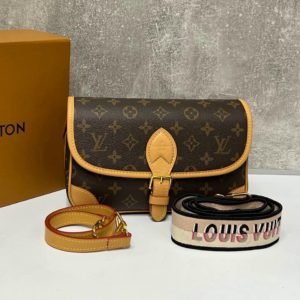 фото Сумка Louis Vuitton N17439