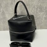 фото Сумка Balenciaga N17695