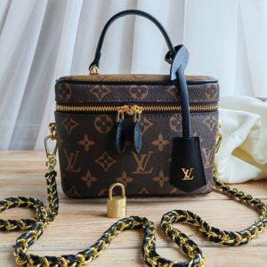 фото Сумка Louis Vuitton N17888