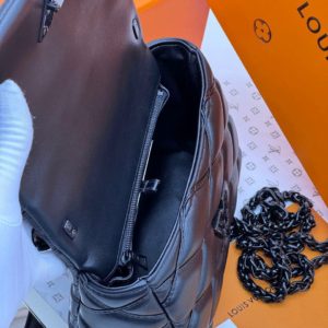фото Сумка Louis Vuitton W7601