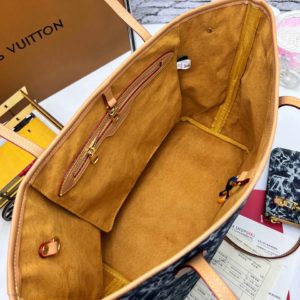 Фото Сумка Louis Vuitton G8225