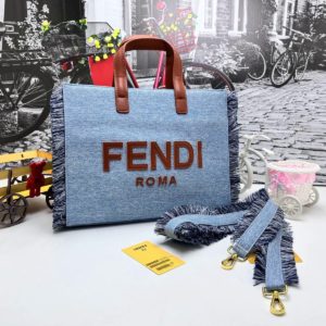 фото Сумка Fendi W5477