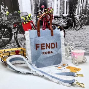 фото Сумка Fendi W5489