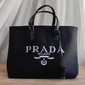 фото Сумка Prada W5609