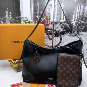 фото Сумка Louis Vuitton W5577