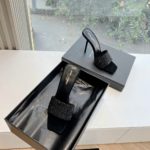 фото Босоножки Saint Laurent W7459