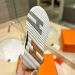 фото Кроссовки Hermes W7470