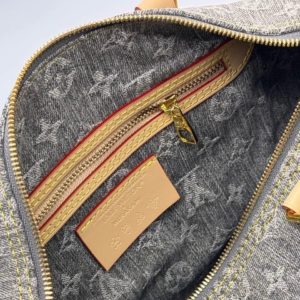 фото Сумка Louis Vuitton W7939