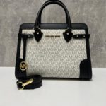 фото Сумка Michael Kors W7614