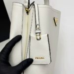 фото Сумка Prada W7640
