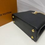 фото Сумка Louis Vuitton W7679
