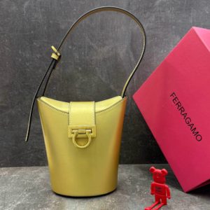 фото Сумка Ferragamo W7959