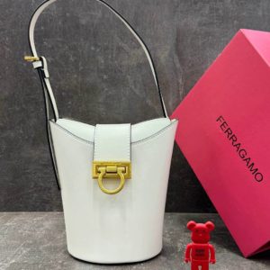 фото Сумка Ferragamo W7962
