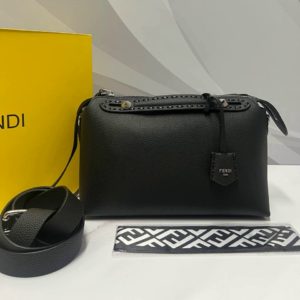 фото Сумка Fendi W7981