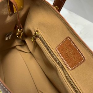 фото Сумка Louis Vuitton W8011