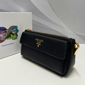 фото Сумка Prada W8069