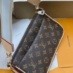 фото Сумка Louis Vuitton W8079